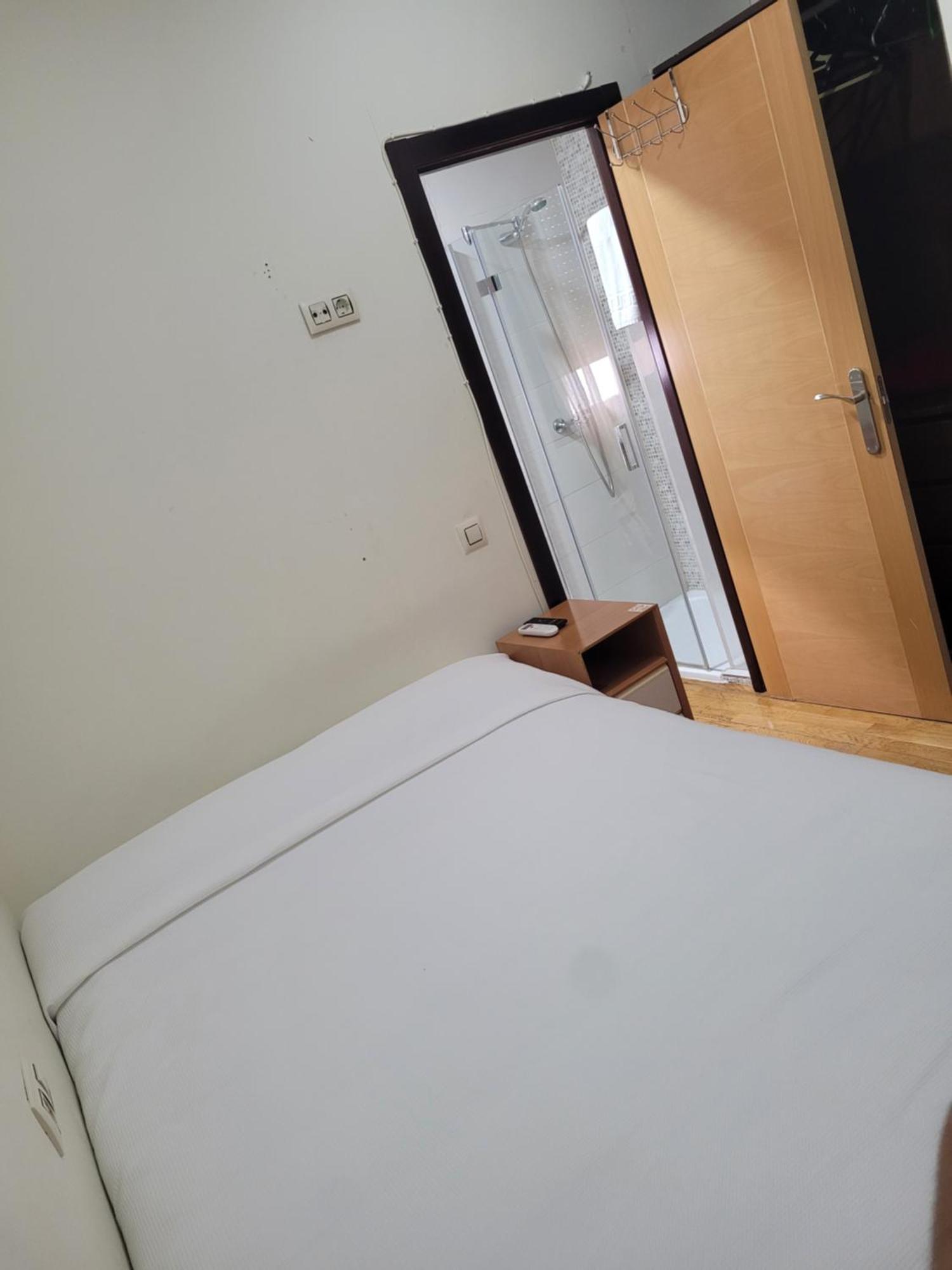 Hostal El Pasaje Puente Genil Kültér fotó