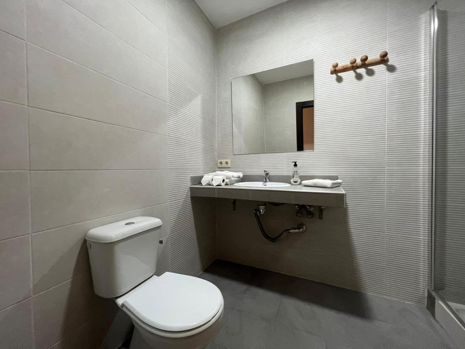 Hostal El Pasaje Puente Genil Kültér fotó